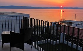 Apartmani More
